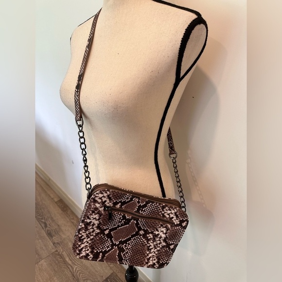 Boscha Snake Print  Cross Body Purse Bag Chain Strap - Picture 8 of 9